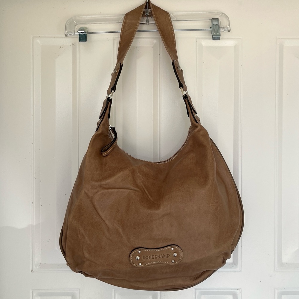 Longchamp Leather Hobo shoulder bag, NWT, tan color, "Lune" style like. Large